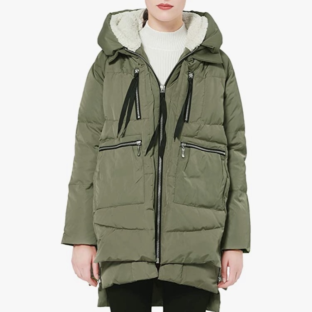 NWT Orolay Women’s Thickened Down Jacket, size medium - Viral on Amazon